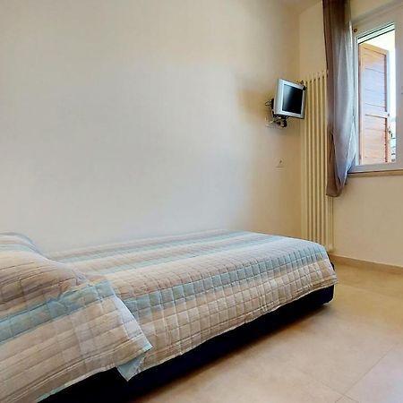 Narcisa View Lake&Pool Apartment Бардолино Екстериор снимка