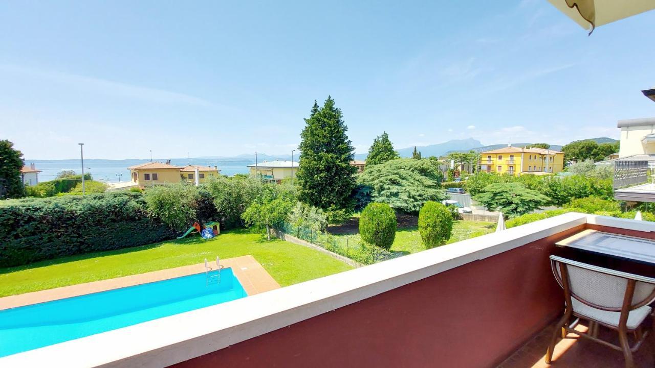 Narcisa View Lake&Pool Apartment Бардолино Екстериор снимка