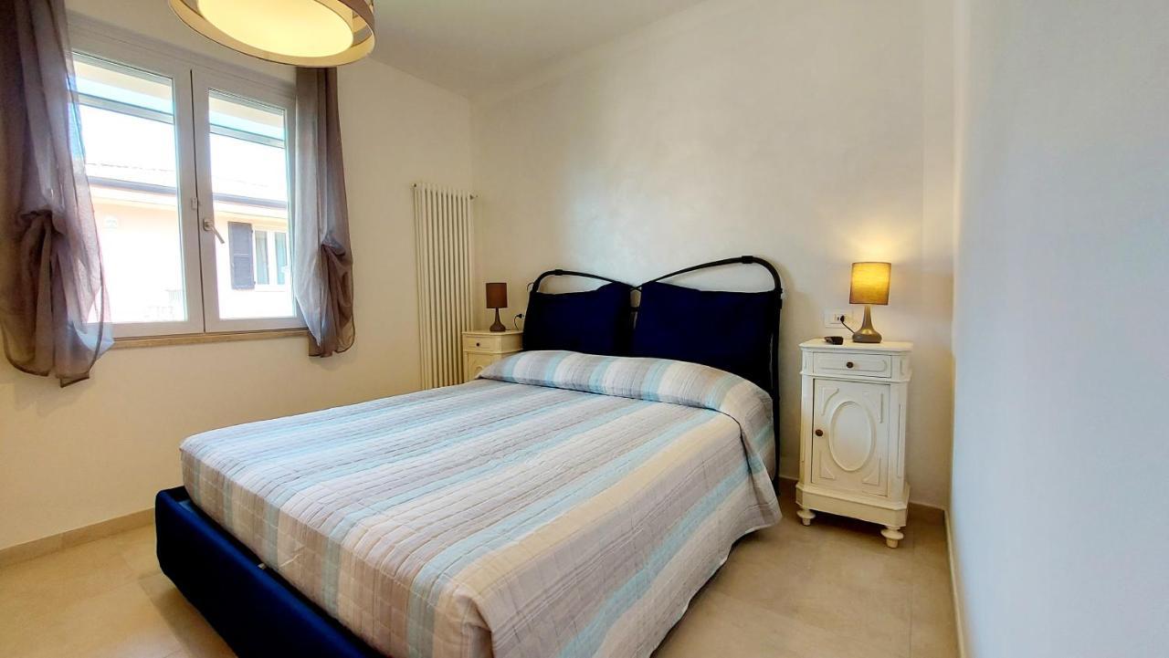 Narcisa View Lake&Pool Apartment Бардолино Екстериор снимка