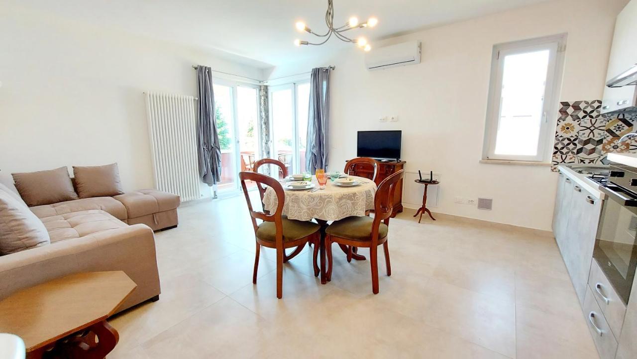 Narcisa View Lake&Pool Apartment Бардолино Екстериор снимка