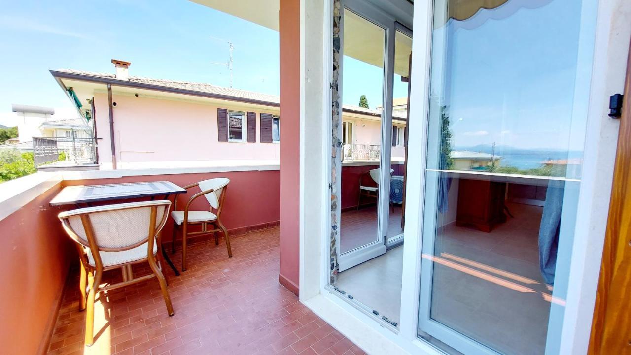Narcisa View Lake&Pool Apartment Бардолино Екстериор снимка